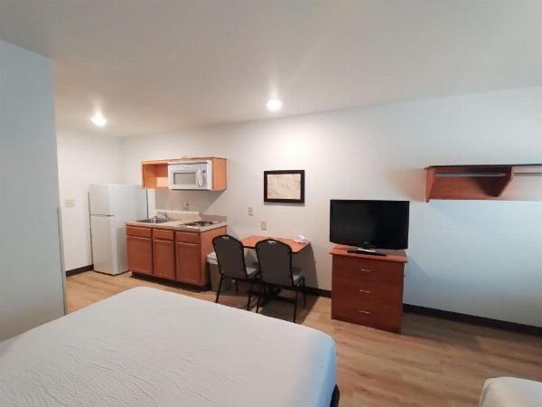 WoodSpring Suites Asheville - Biltmore West image 17